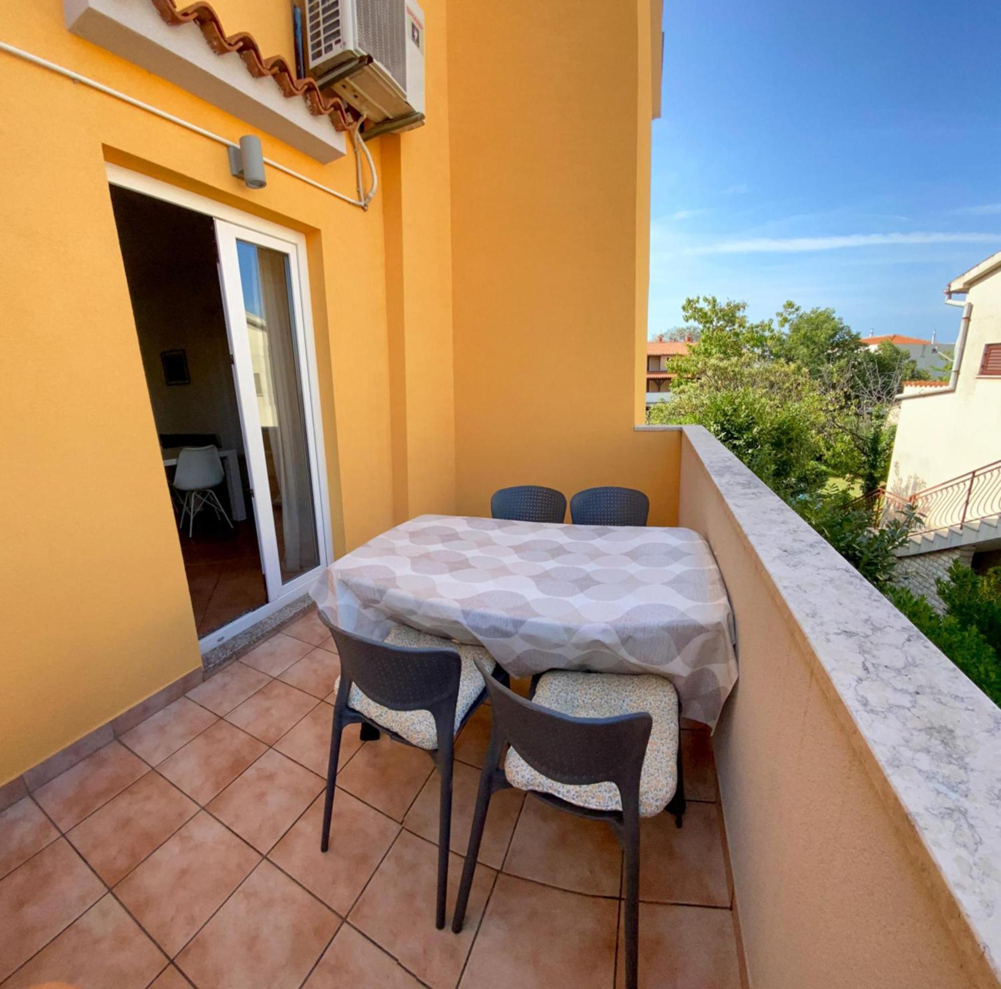 Apartments Malvina Rovinj Exterior photo